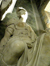 sepolcro di Jacopo Sannazaro - statua di Minerva